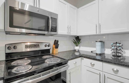 Old Fourth Ward Apartment | Luxury at Midtown!