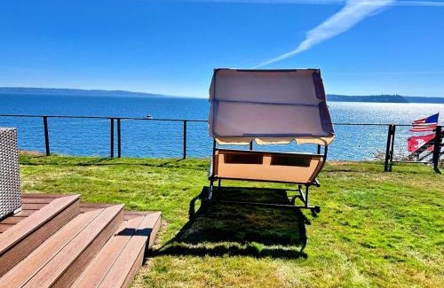 Tulalip House | Luxury Bayfront Oasis with Private Beach Access, Near Tulalip Casino and Outlets!