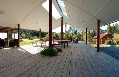 Mangawhai Apartment | Luxury beautiful cottages full of character and charm.