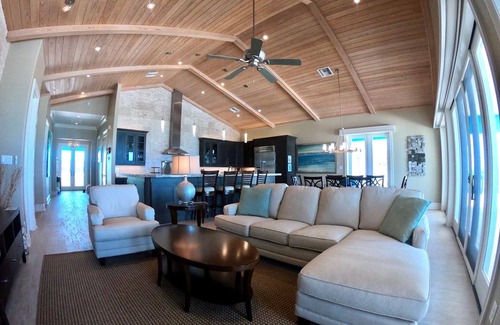 Rokers Point Villa | Luxury Beachfront Villa near Emerald Bay, Exuma - Private concierge included
