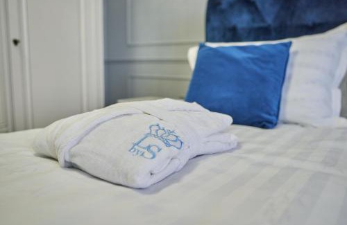 Mamaia-Sat Apartment | Luxury by the sea, Mamaia