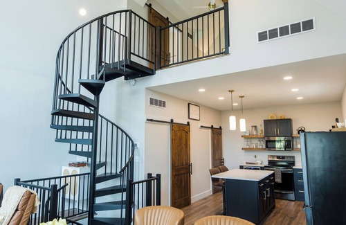 Lake Forest Estates Cabin | Luxury Cabin