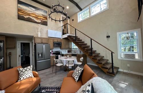 Bass Harbor Villa | Luxury cabin vc home 2bd 2bath