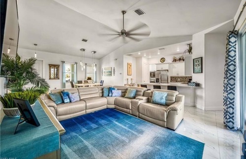 Mariner House | Luxury Canal-Front Retreat with Heated Saltwater Pool - Sleeps 8!