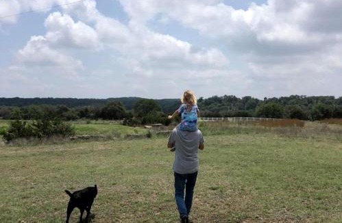 Dripping Springs House | Luxury Caravan Rental in Texas for Amazing Glamping Getaways