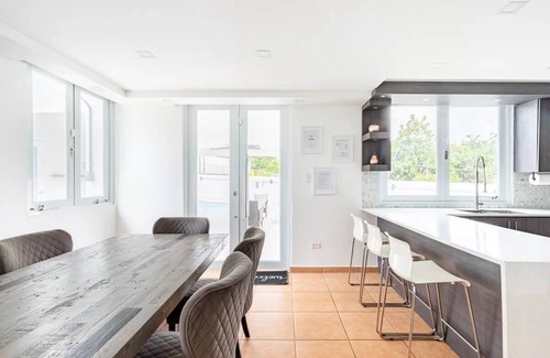 Cupey House | Luxury Casa CALIAD
