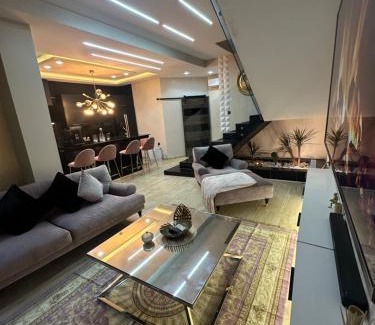 Eastern Khezama Villa | Luxury Central Cosy Villa