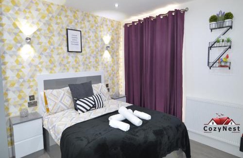 Reading City Centre Apartment | Luxury Central Self Contained Flat by CozyNest