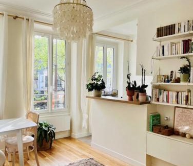 Quartier Sainte-Marguerite Apartment | Luxury cocoon in Paris 11th