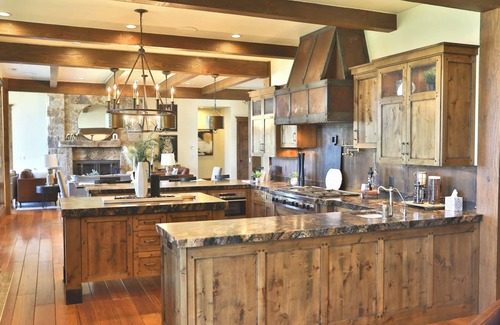Park City House | Luxury Colony Location w/Front Door Ski, Hike, Bike Access. Private Hot Tub.