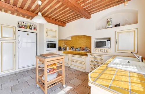 Mouans-Sartoux Villa | Luxury, complete tranquility and 15 minutes from the beach and Cannes