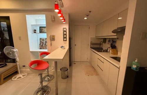 Bonifacio Global City Apartment | Luxury Condo at Forbeswood Parklane The Fort BGC