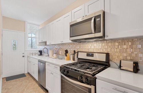 Southwest Garden Condo | Luxury Condo down the street from Tower Grove Park