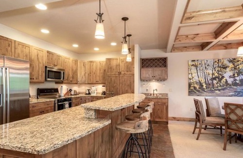 Bigfork Condo | Luxury Condo in Bigfork Harbor on Flathead Lake