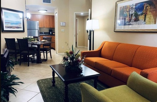 Weston Condo | Luxury Condo in Weston