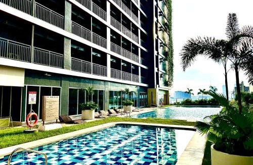 Legazpi Village Apartment | Luxury Condo living at Red Residences Makati City 16