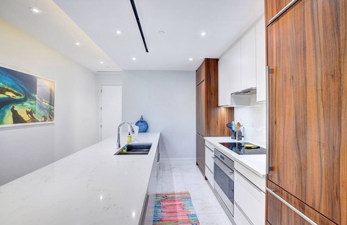 Nassau Condo | Luxury condo with a beachy Bahamian twist!