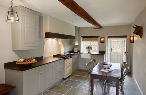 Southrop Cottage | Luxury Cottage Stay - Beautiful Cotswolds Village