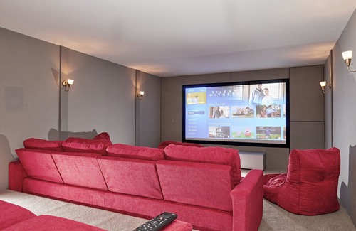 Wareham House | Luxury Country Cottage with private grounds and swimming pool
