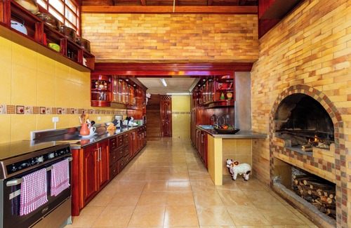 Pasochoa Ski Chalet | LUXURY COUNTRY HOUSE NEAR COTOPAXI, ANTISANA, PASOCHOA VOLCANOES AND HOT SPRINGS