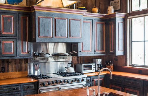 Londonderry House | Luxury Custom Built Post and Beam
