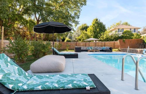 West Omaha House | Luxury Designer Home Theatre Games & BBQ Grill