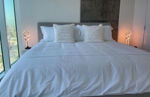 East Village Apartment | Luxury Designer Suite with Rooftop Pool, Gym