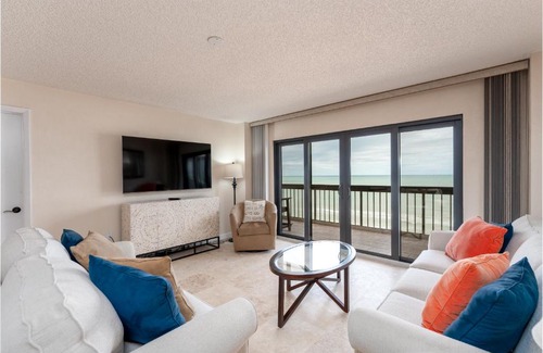 Ormond-by-the-Sea House | Luxury, Direct Oceanfront Unit and Balcony, Southeast Corner, Heated Pool, Garage Parking