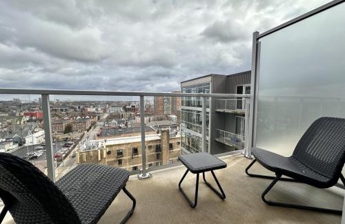 Lower East Side Apartment | Luxury East Side Studio Apt Near Brady St with Balcony