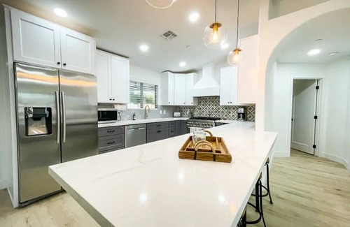 Fort McDowell House | Luxury Escape in the Hills w/Separate Guest House