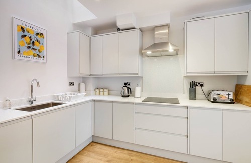 Purley House | Luxury Executive 5 Bedroom Home in Purley