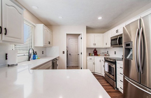 West Omaha House | Luxury, Family friendly house. Heated pool hot tub