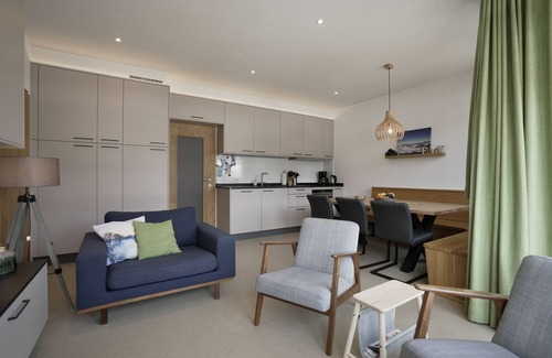 Lengdorf Apartment | Luxury family holiday home with private sauna, hot tub and great view