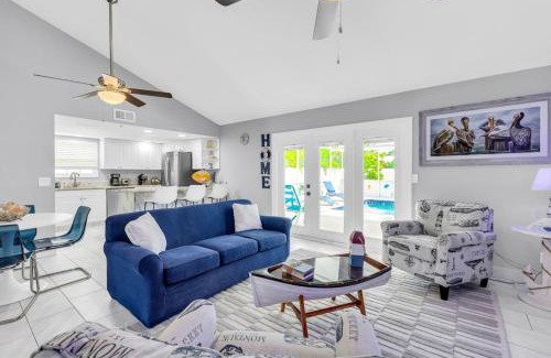 Whitfield House | Luxury Family House Near Coast Sleeps 14