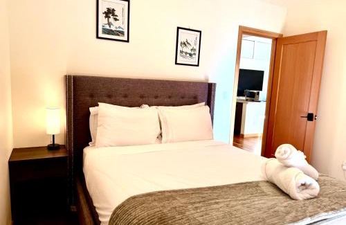 Mercer Island House | Luxury Family Retreat on Mercer Island Pet-Friendly, Pool Table, Patio & Near Seattle - Book Now & Save!