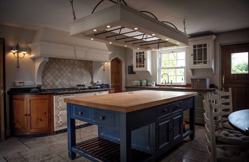 Hillsborough Other | Luxury Farmhouse on 16 Acres | Lake, Bar, Trails | Near Belfast | Sleeps 16+
