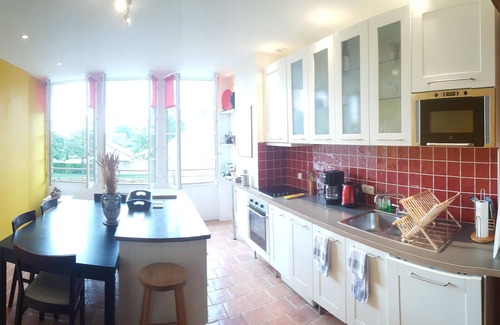 Pommard Apartment | Luxury first floor 4* apartment close to amenities in noted wine village