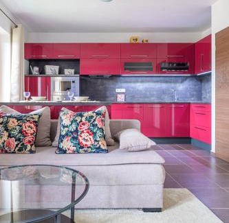 Brno-stred Apartment | Luxury Flat in Brno PurpleRED