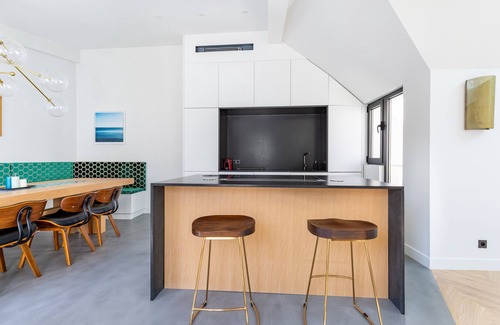 10th Arrondissement Apartment | Luxury Flat With AC "La Verrière du Paradis "