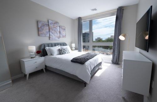 The Hill Apartment | Luxury Furnished Apartments by Hyatus Downtown at Yale