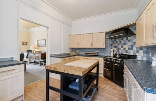 Pitlochry House | Luxury Getaway in Pitlochry – 6 Bedrooms, 5 Baths, Hot Tub & Scenic Views