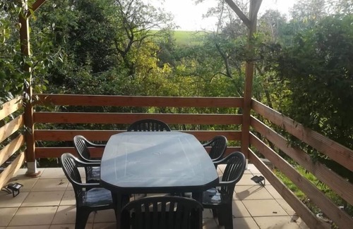 Fleville-Lixieres Cottage | Luxury Gîte with Sauna, Games Room, and Terrace - Near Verdun and Amnéville Attractions