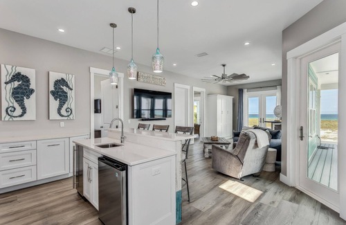 Navarre Beach House | Luxury Gulf View Home with (heated) Private Pool and Hot Tub on Navarre Beach