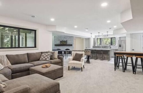 Hastings House | Luxury Hastings Home, Sleeps 18+