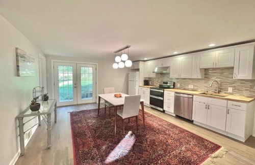Spring Church House | Luxury Hideaway at Serenity Acres