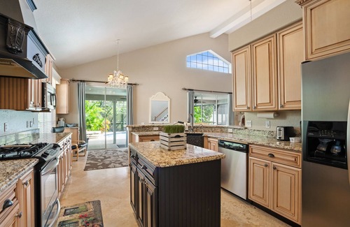Metro West House | Luxury Home - Heated Pool - 3D Movie Room - Near Disney World & Universal Studio