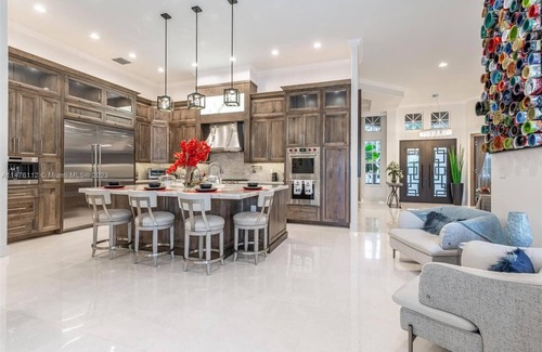 Pembroke Pines House | Luxury Home In Pembroke Pines 3 Bedroom With New Pool Renovated Modern
