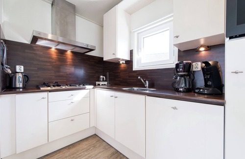 Hollum House | Luxury Home nr Beach