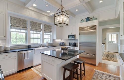 Valley Springs House | Luxury Home w/Mtn Views, 1 Mile to the Homestead!