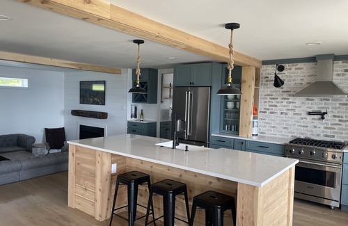 Burdett House | Luxury Home w/Seneca Lake Views, Pool, Hot Tub, & Fast Wi-Fi 🐶